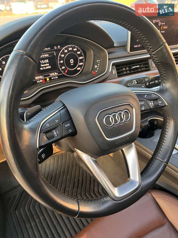 Универсал Audi A4 Allroad 2017 в Киеве