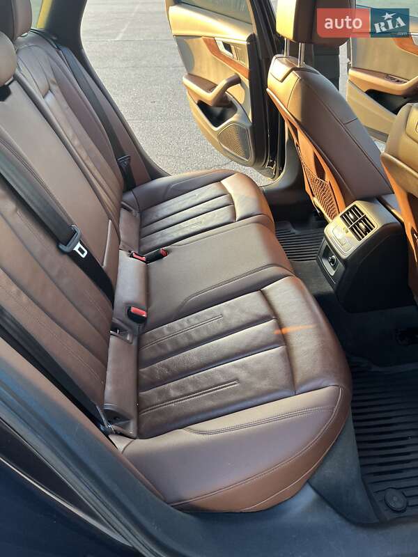 Универсал Audi A4 Allroad 2017 в Киеве