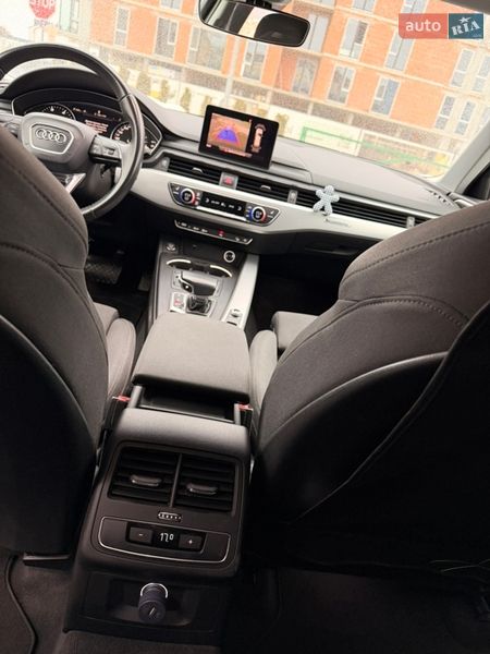 Универсал Audi A4 Allroad 2018 в Львове