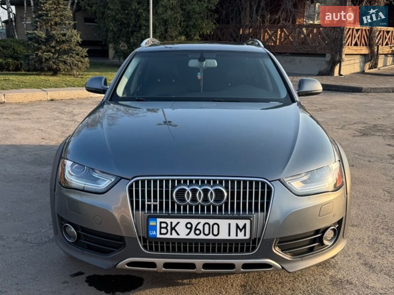 Audi A4 Allroad 2012