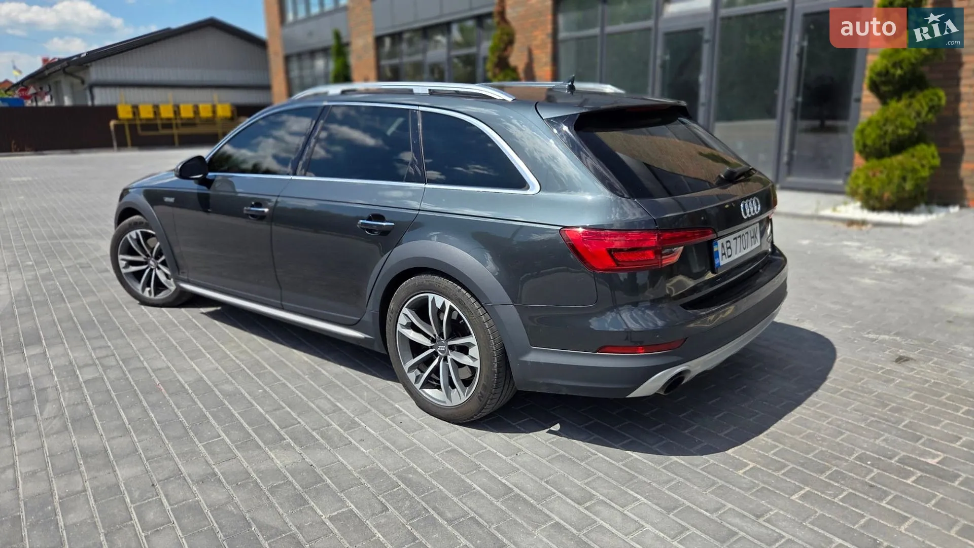 2017 Audi A4 allroad - мініатюра 10