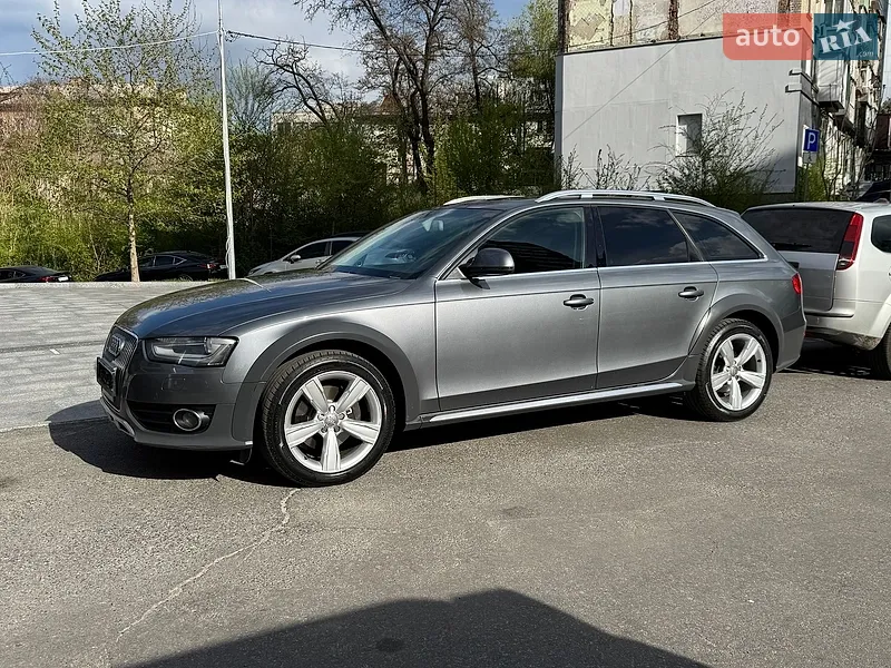Audi A4 Allroad 2013