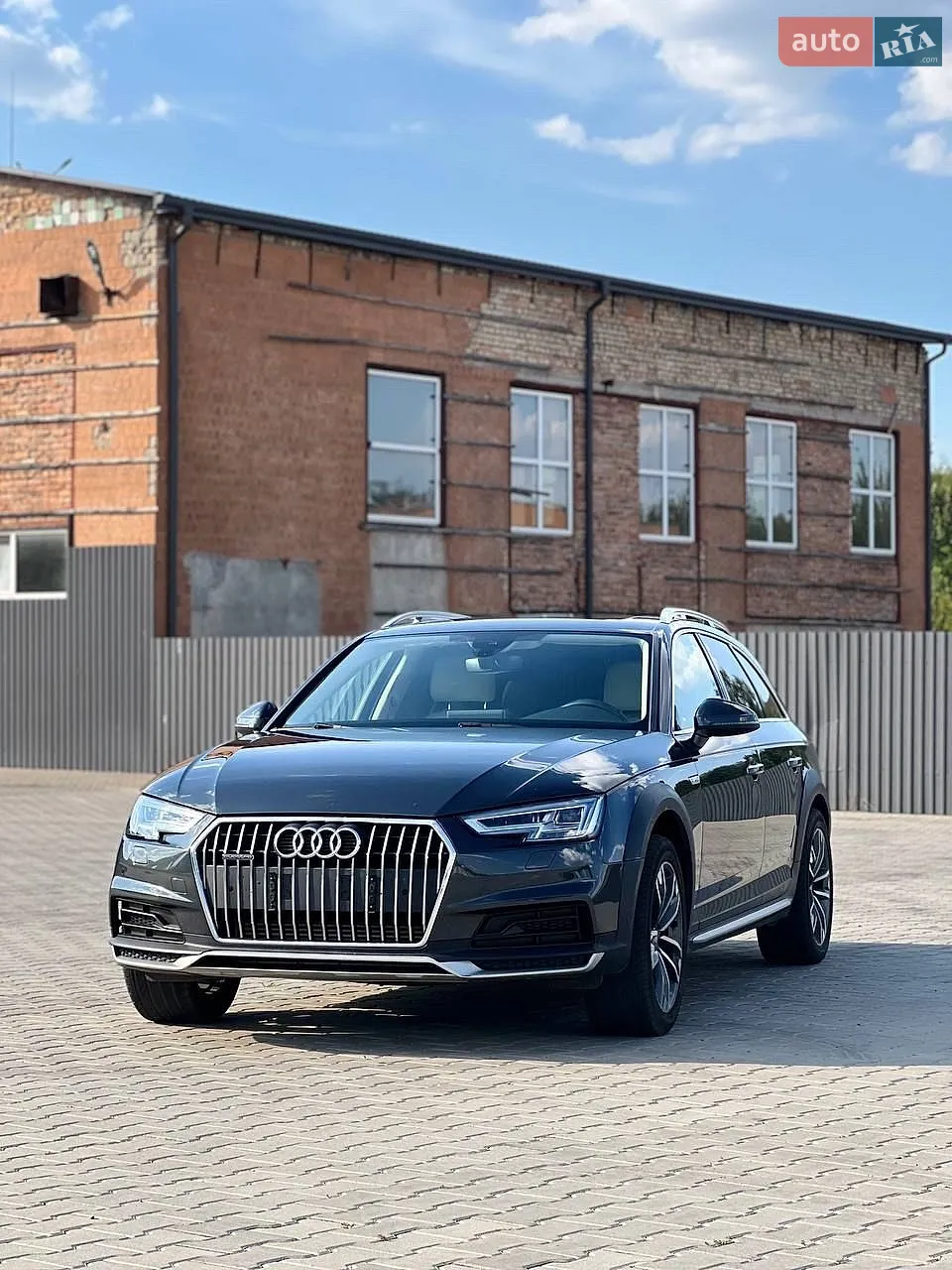 2017 Audi A4 allroad - фото 1