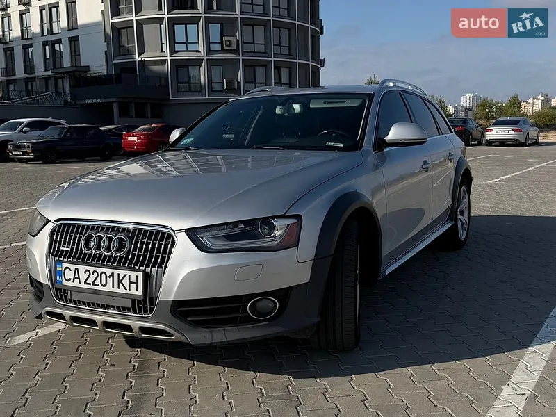 Audi A4 Allroad 2012