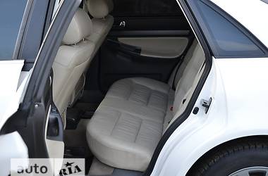 Седан Audi A4 1998 в 