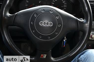 Седан Audi A4 1998 в 