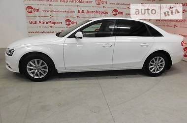 Седан Audi A4 2014 в Киеве