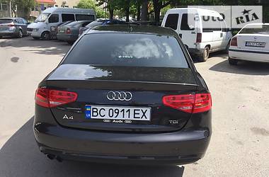 Седан Audi A4 2012 в Львове