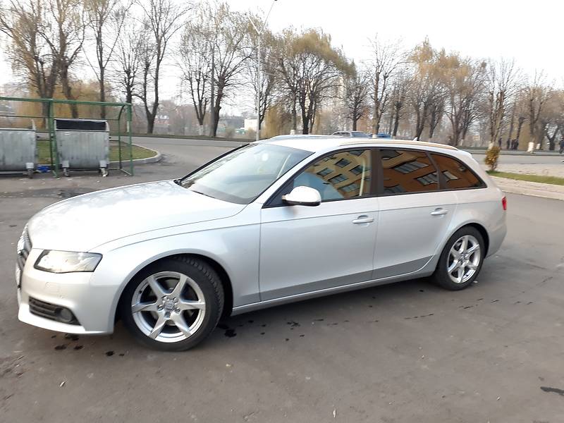 Универсал Audi A4 2011 в Луцке