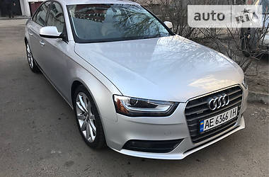 Седан Audi A4 2013 в Днепре