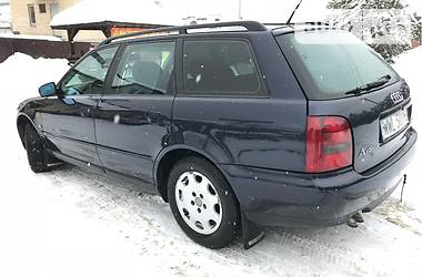 Универсал Audi A4 1997 в Львове