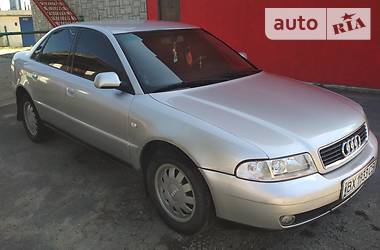 Седан Audi A4 2001 в Нетешине