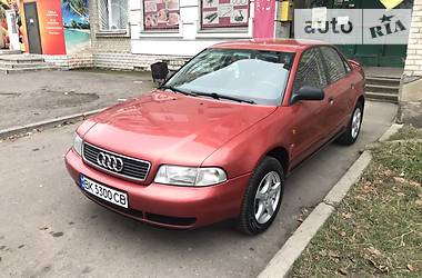 Седан Audi A4 1995 в Дубно