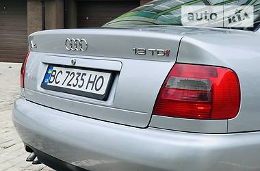 Седан Audi A4 1998 в Ивано-Франковске