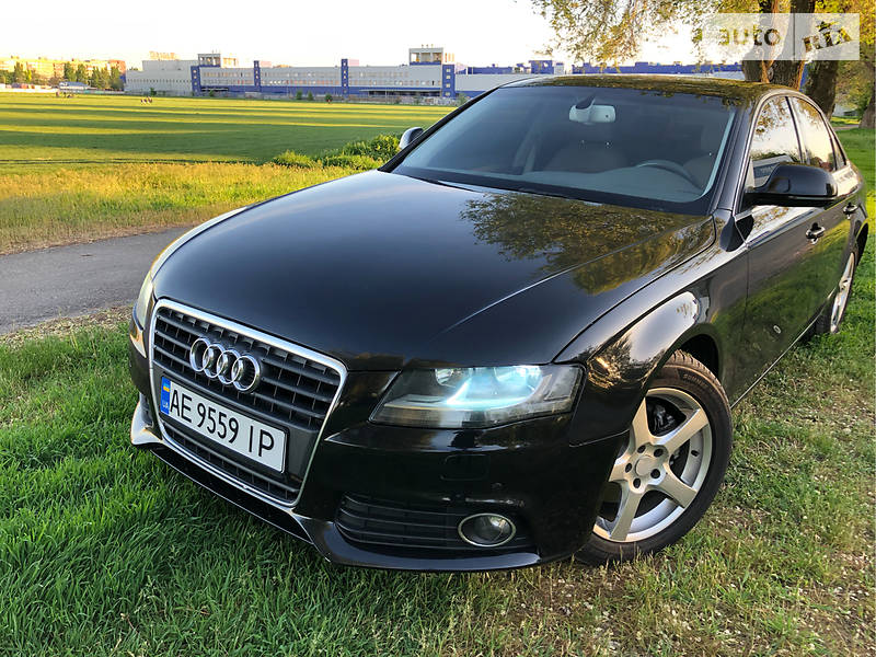 Седан Audi A4 2008 в Днепре