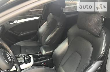 Седан Audi A4 2012 в Ивано-Франковске