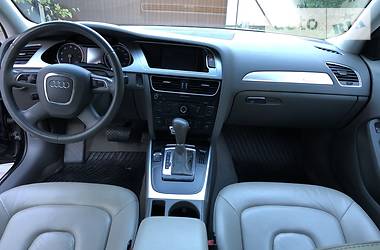 Седан Audi A4 2011 в Черновцах