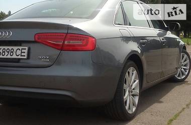 Седан Audi A4 2012 в Ровно