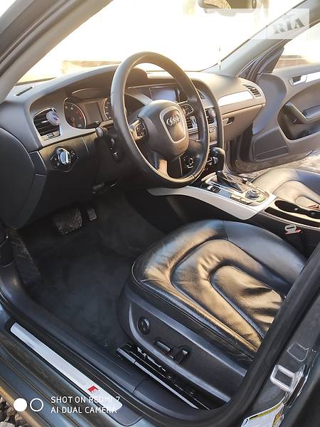 Седан Audi A4 2012 в Лановцах