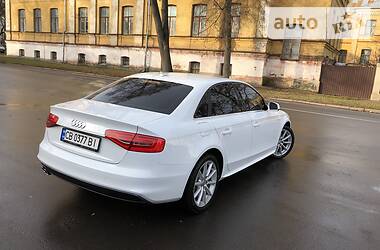 Седан Audi A4 2014 в Киеве