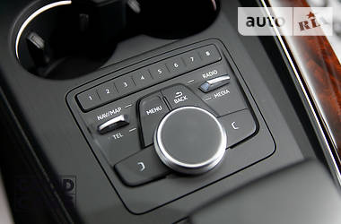 Седан Audi A4 2018 в 