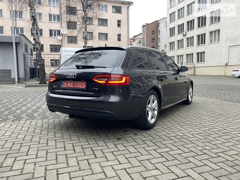 Универсал Audi A4 2015 в Луцке