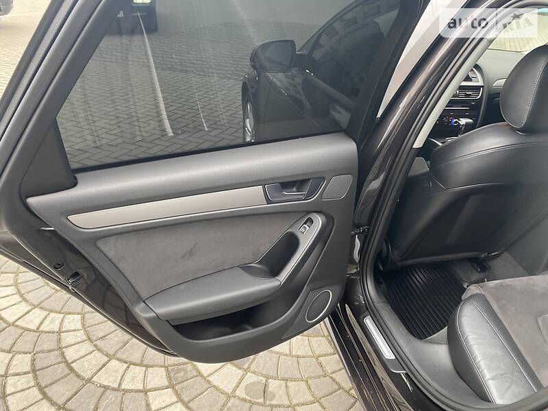 Универсал Audi A4 2015 в Луцке