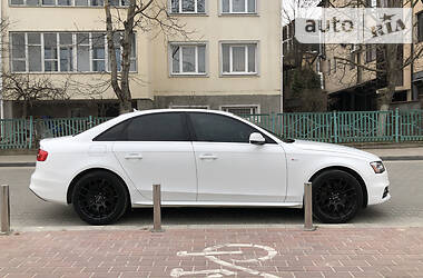 Седан Audi A4 2013 в Тернополі