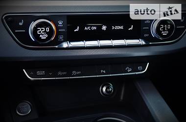 Універсал Audi A4 2018 в 