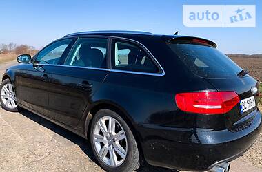 Універсал Audi A4 2010 в 