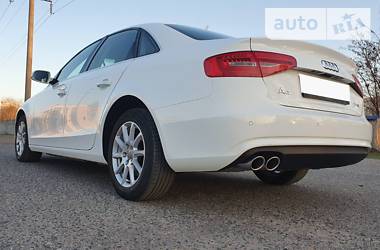 Седан Audi A4 2014 в 