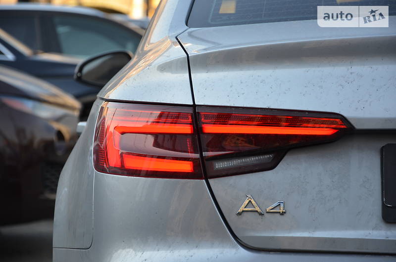 Седан Audi A4 2016 в Києві