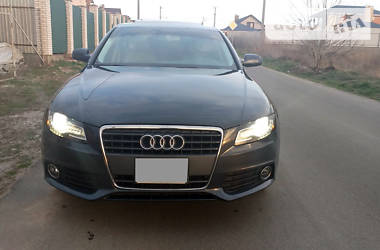 Седан Audi A4 2010 в 
