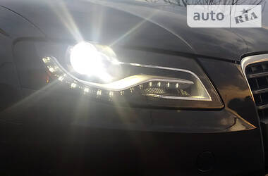 Седан Audi A4 2010 в 