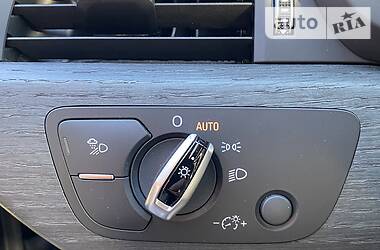 Седан Audi A4 2018 в 