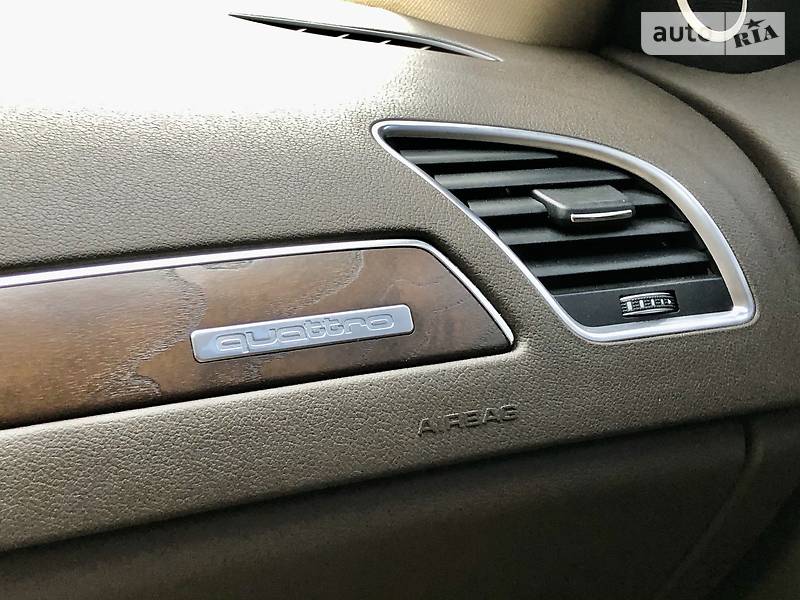 Седан Audi A4 2014 в Києві