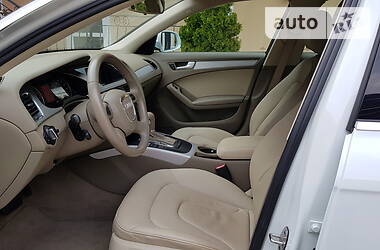 Седан Audi A4 2012 в 