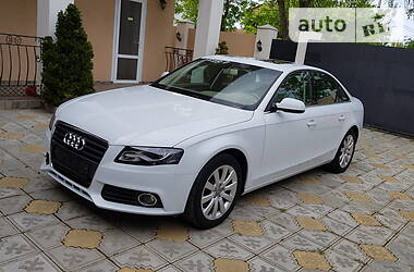 Седан Audi A4 2012 в 
