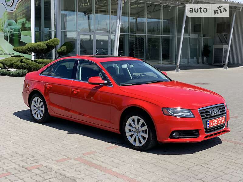 Седан Audi A4 2011 в Луцьку