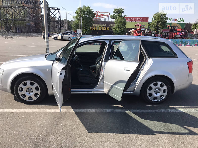 Універсал Audi A4 2004 в Києві