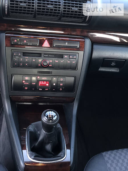 Седан Audi A4 1999 в Бучачі