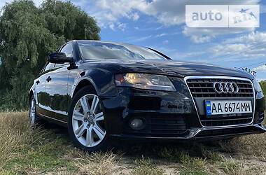 Седан Audi A4 2011 в Киеве