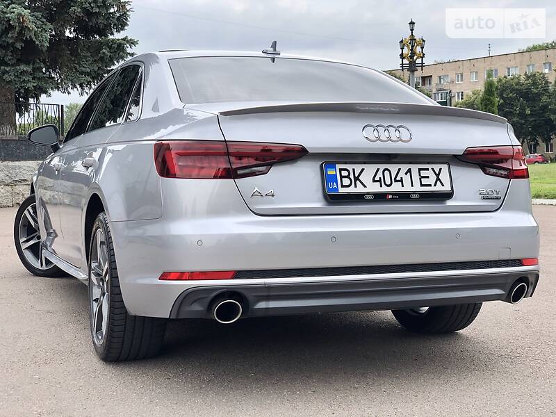 Седан Audi A4 2018 в Рівному