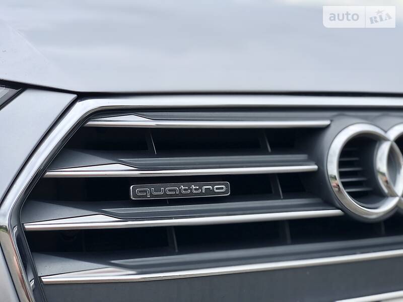 Седан Audi A4 2018 в Рівному