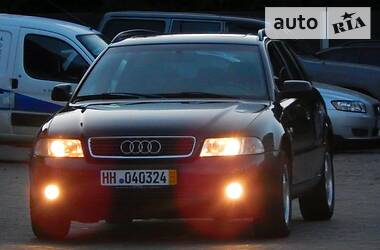 Универсал Audi A4 1999 в 