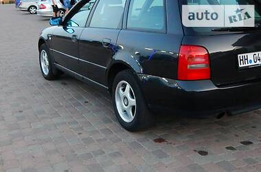 Универсал Audi A4 1999 в 