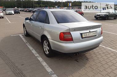 Седан Audi A4 1998 в Києві