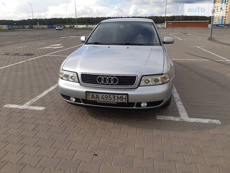 Седан Audi A4 1998 в Києві