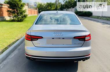 Седан Audi A4 2018 в 