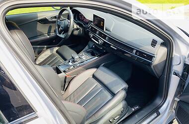 Седан Audi A4 2018 в 